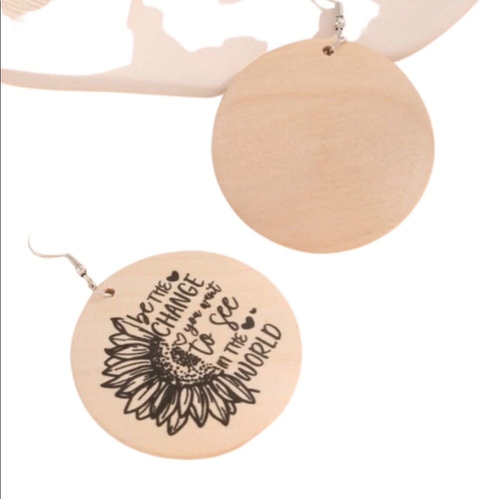 💚3/$21💚 Be the Change Earrings